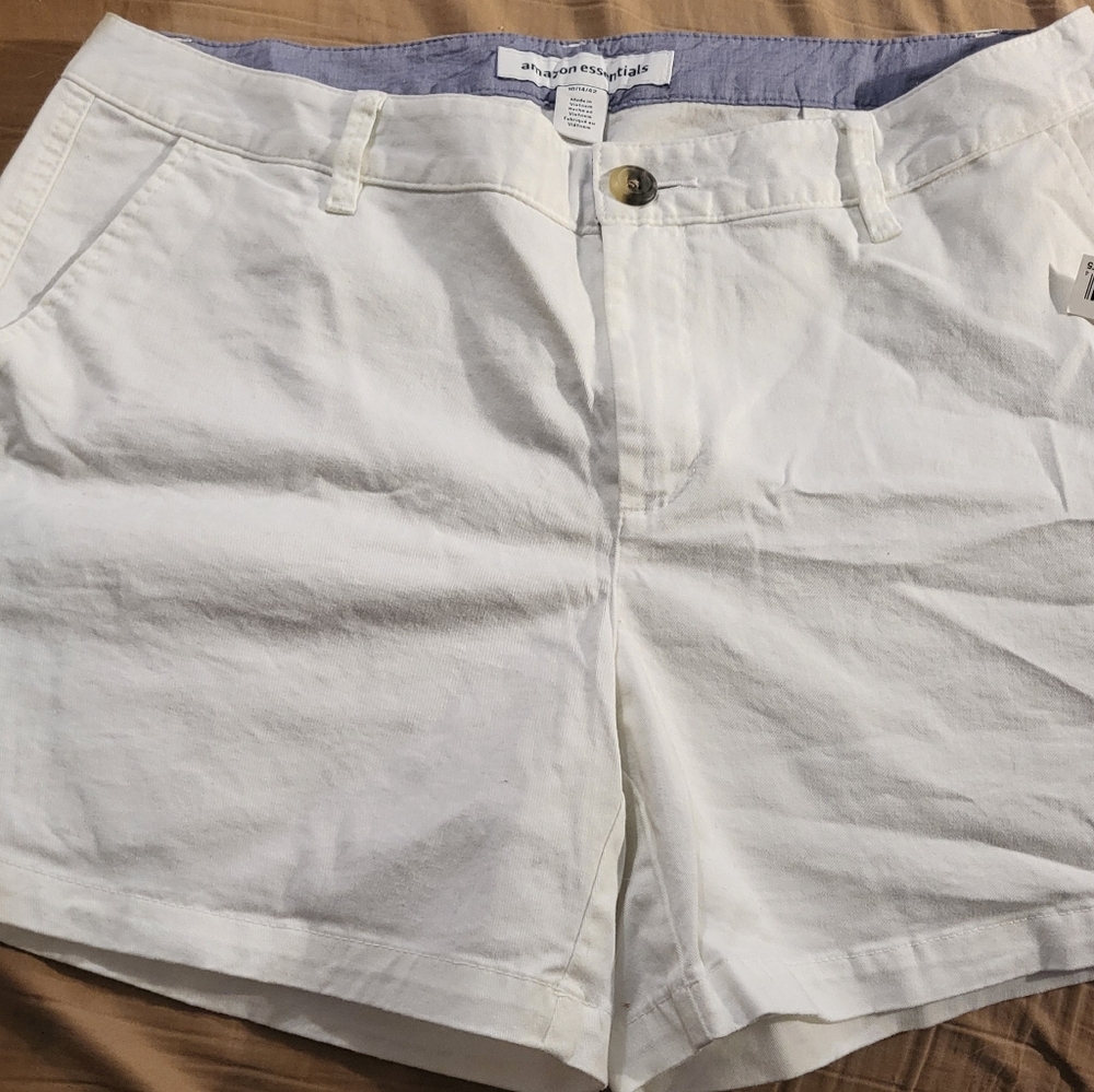 Amazon Essentials  Women's Shorts Womens 10